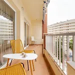 Dbs Lux Apartment